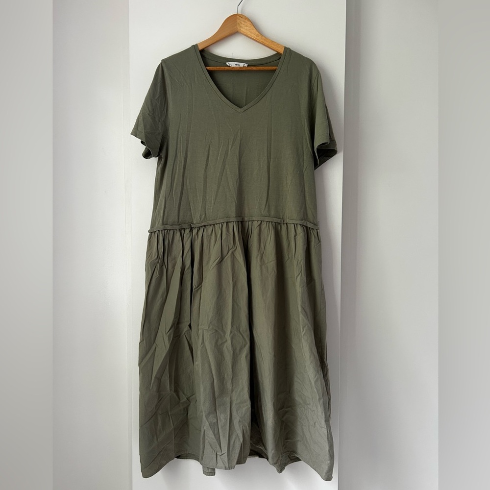 ORGANIC COTTON 
Sage Green V-Neck MANGO Women's Dress -Large